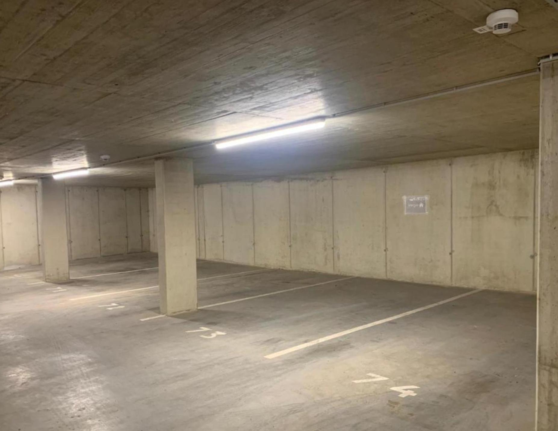 Vega - Free Parking - Self Checkin Appartement Graz Buitenkant foto